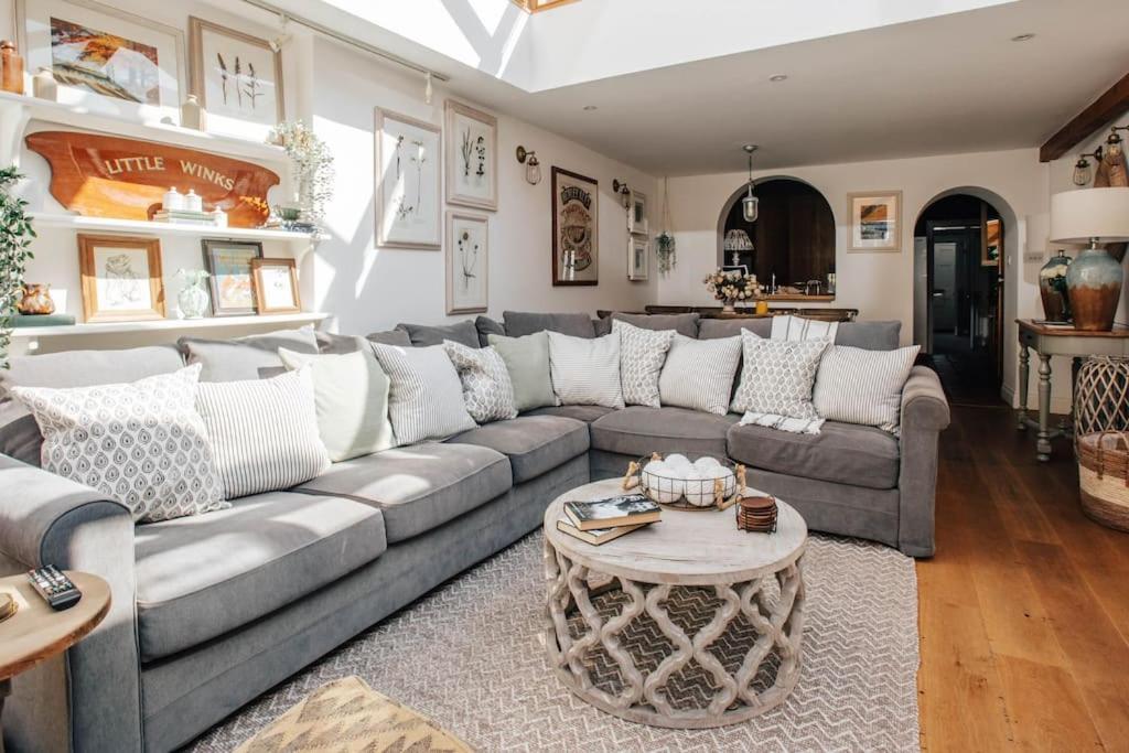 Dolls House - Luxury Townhouse *Sleeps 10* Villa Henley-on-Thames Luaran gambar