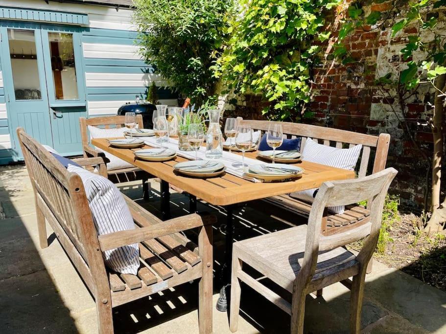 Dolls House - Luxury Townhouse *Sleeps 10* Villa Henley-on-Thames Luaran gambar