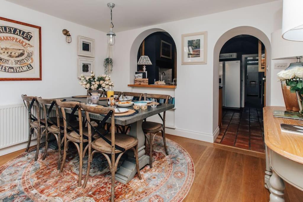 Dolls House - Luxury Townhouse *Sleeps 10* Villa Henley-on-Thames Luaran gambar