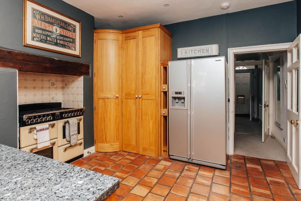 Dolls House - Luxury Townhouse *Sleeps 10* Villa Henley-on-Thames Luaran gambar