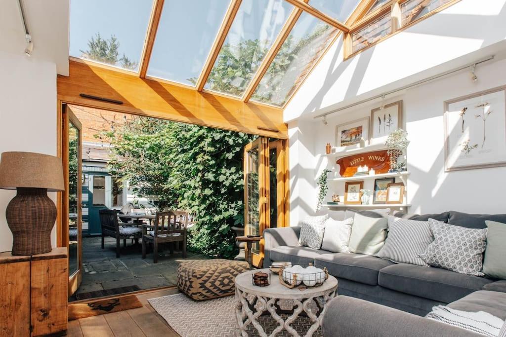 Dolls House - Luxury Townhouse *Sleeps 10* Villa Henley-on-Thames Luaran gambar